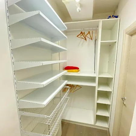 Apartment Milano Bocconi House, Tra Centro Citta E Navigli, Moderno E Spazioso Milan