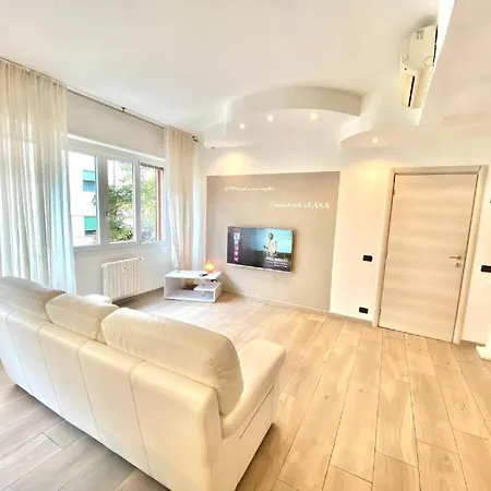 Milano Bocconi House, Tra Centro Citta E Navigli, Moderno E Spazioso Apartment